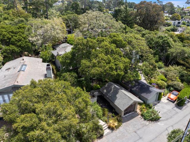 5 NE of 4th on Lopez, Carmel CA: https://media.crmls.org/mediaz/03de8a0d-9b39-4273-97bf-83ef48cad6ad.jpg