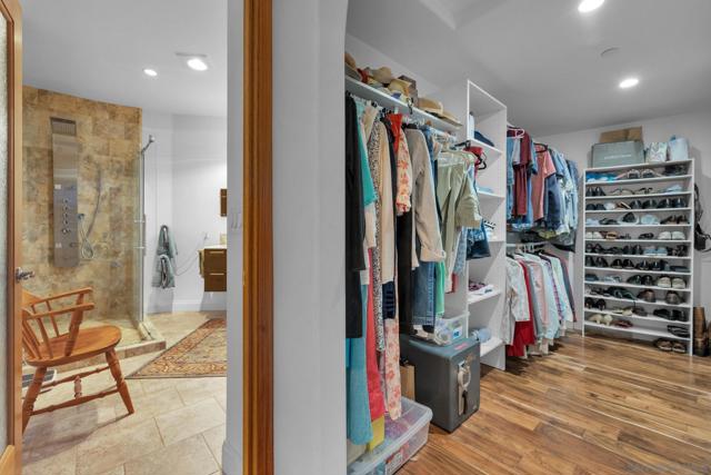 4667 Luneta View Rd, Julian CA: https://media.crmls.org/mediaz/03dec0a4-116f-4e47-85ba-36956cfed633.jpg