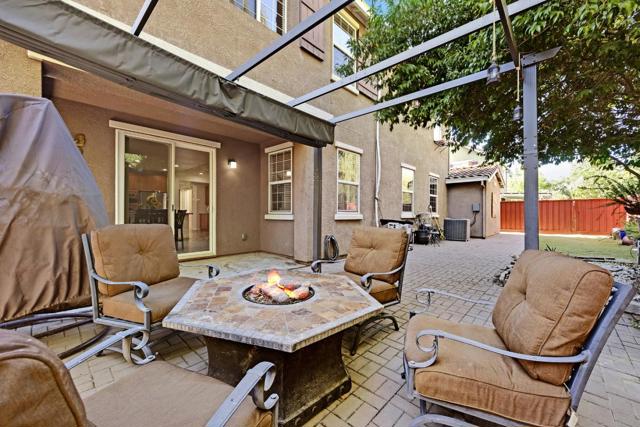 134 N Menlo Park Street, Mountain House CA: https://media.crmls.org/mediaz/03df484e-d4eb-40f4-94a8-a5a212854f94.jpg