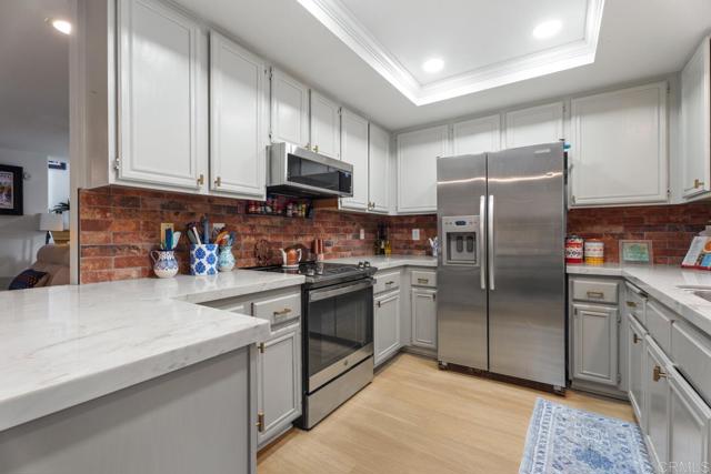 Detail Gallery Image 9 of 22 For 1495 H St, Ramona,  CA 92065 - 3 Beds | 2/1 Baths