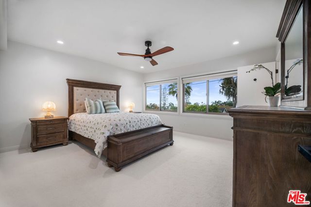 6923 Willowtree Drive, Rancho Palos Verdes, California 90275, 5 Bedrooms Bedrooms, ,3 BathroomsBathrooms,Residential,For Sale,Willowtree,25539161