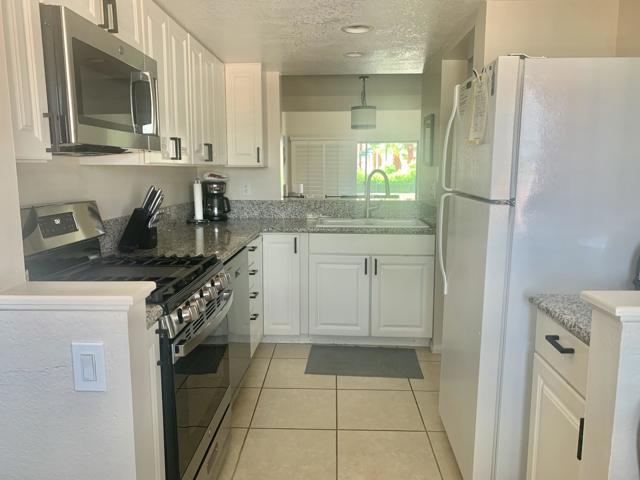 2345 S Cherokee Way Way #157, Palm Springs, CA 92264