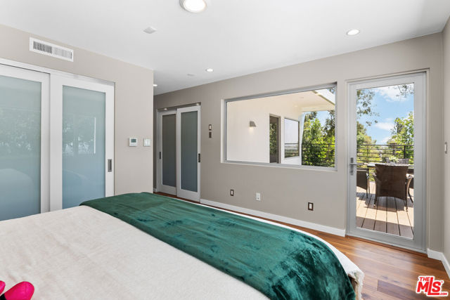 805 Norumbega Drive, Monrovia CA: https://media.crmls.org/mediaz/03e43b17-1f06-4c64-bb49-2805938afd95.jpg