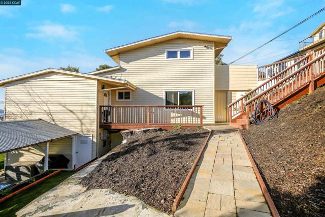 Image 5 of 59 For 5929 Harbor View Ave