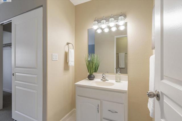 Image 32 of 39 For 5545 Don Pedro Ct