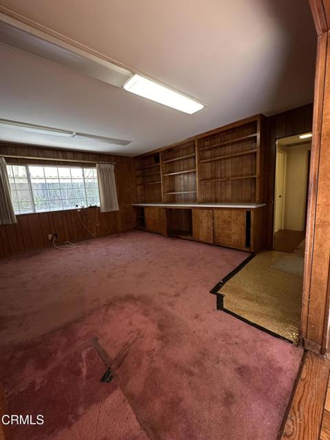 4800 Topeka Drive, Tarzana CA: https://media.crmls.org/mediaz/03e53bbd-369c-4098-8f8d-3adb023d99c3.jpg