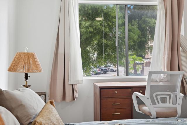 4444 W Point Loma Blvd, San Diego CA: https://media.crmls.org/mediaz/03e69c05-aa80-4d63-928d-66d3b1182631.jpg