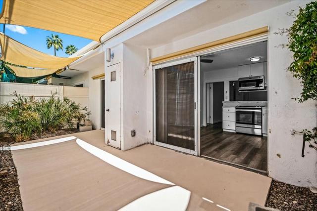 1595 S Indian Trail, Palm Springs CA: https://media.crmls.org/mediaz/03e74a41-36d1-41f5-8daa-80ab57a8490f.jpg