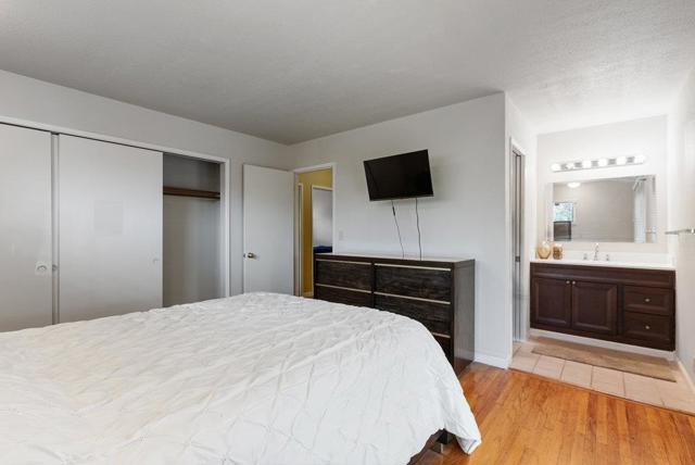 1052 San Simeon Drive, Salinas CA: https://media.crmls.org/mediaz/03e75688-b06b-4336-a40b-bee99cef568d.jpg