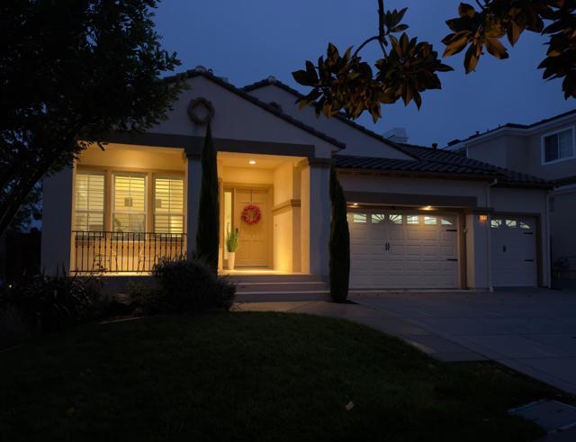 5090 Birkdale Way, San Jose CA: https://media.crmls.org/mediaz/03e7a7a3-b455-4313-947c-88953f607e8e.jpg