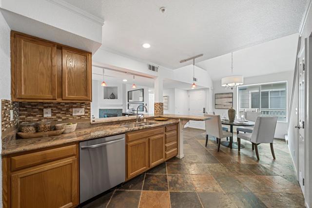 1400 El Camino Real, South San Francisco CA: https://media.crmls.org/mediaz/03e7cb9b-b5f6-4790-8f5a-345ef4ed085f.jpg