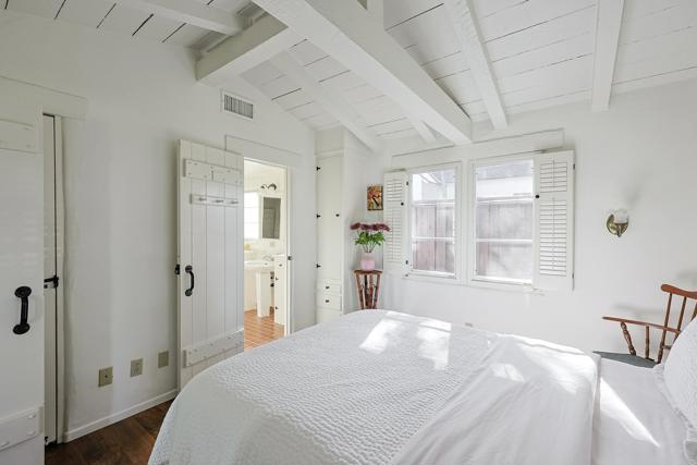 Detail Gallery Image 9 of 57 For 817 Margarita, Coronado,  CA 92118 - 3 Beds | 2 Baths