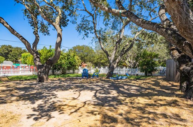 394 Mesa Road, Salinas CA: https://media.crmls.org/mediaz/03eb4853-a982-4c29-bf10-31d1eea39e2e.jpg