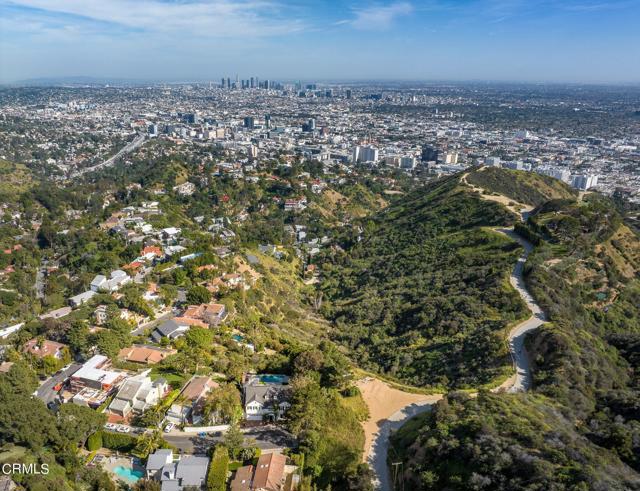 Detail Gallery Image 73 of 75 For 2675 Larmar Rd, Los Angeles,  CA 90068 - 4 Beds | 4/1 Baths