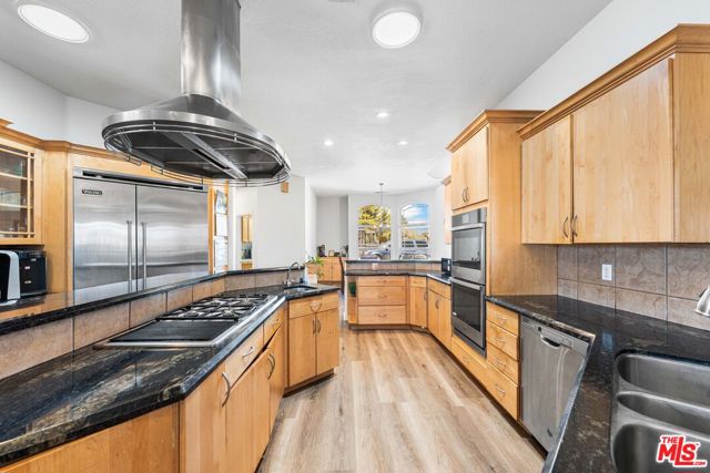 42094 W 21st Street, Lancaster CA: https://media.crmls.org/mediaz/03ec1e9e-4578-4cc9-8a9f-383b1a384f30.jpg