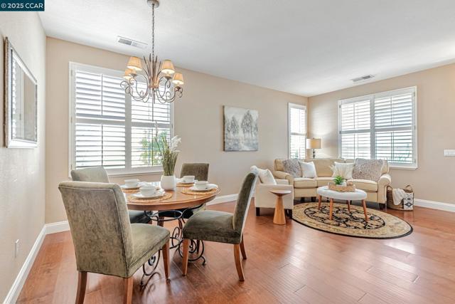 631 Baldwin Drive, Brentwood CA: https://media.crmls.org/mediaz/03ec3972-d881-4191-8f9a-53ff6db70da6.jpg