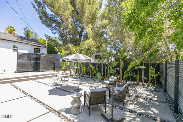 Detail Gallery Image 20 of 30 For 10609 Fernglen Ave, Tujunga,  CA 91042 - 2 Beds | 1 Baths