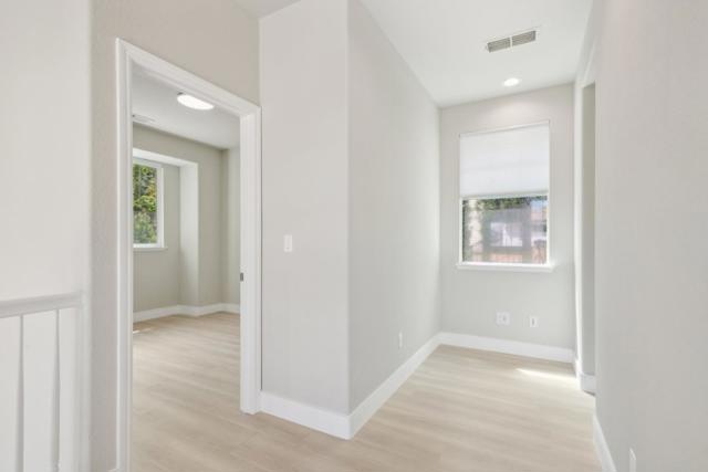 471 S Providence Street, Mountain House CA: https://media.crmls.org/mediaz/03ed2b2e-8a71-4010-860a-89d6e288e4d7.jpg