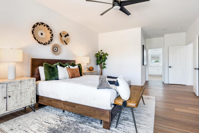 48245 Calle Floristas, La Quinta CA: https://media.crmls.org/mediaz/03ed656c-13b2-46ab-833c-523ce5c7d775.jpg