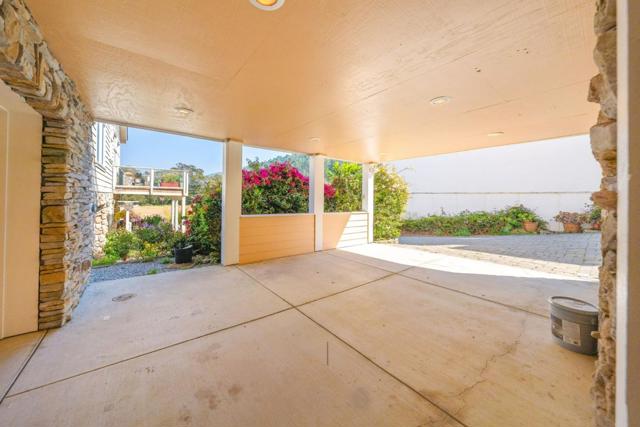 1207 Danmann Avenue, Pacifica CA: https://media.crmls.org/mediaz/03ed760b-d9a0-4844-88e5-2db933816e4b.jpg
