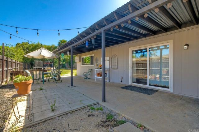 Detail Gallery Image 20 of 52 For 1807 Calle Sinaloa, Vista,  CA 92084 - 4 Beds | 2 Baths