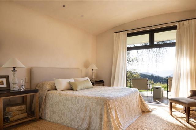 20 Long Ridge Trail, Carmel CA: https://media.crmls.org/mediaz/03eefc52-dc2e-4981-b081-ef72e4d60682.jpg