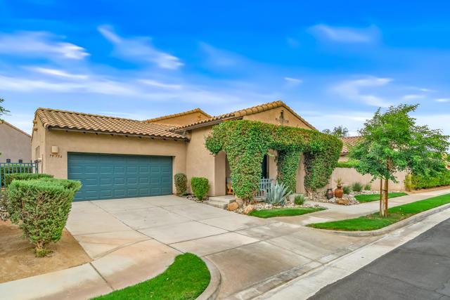 79756 Cassia Street, La Quinta CA: https://media.crmls.org/mediaz/03ef21b7-b8be-40d1-b924-600759a954cf.jpg