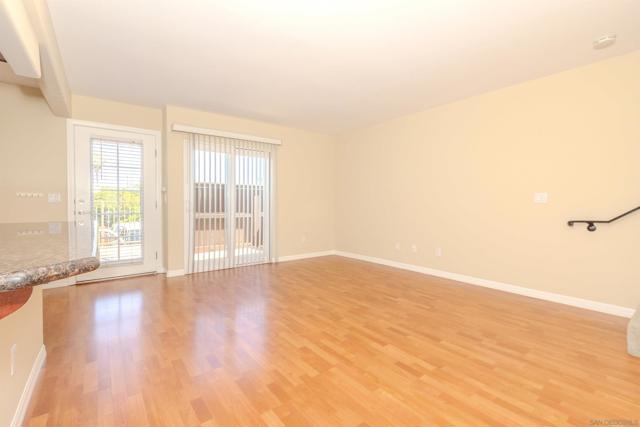 Image 7 of 27 For 5252 Balboa Arms Dr  #155