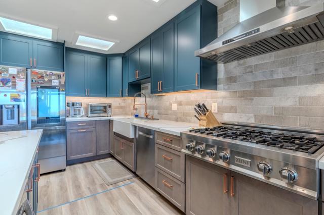 1327 Crespi Drive, Pacifica CA: https://media.crmls.org/mediaz/03ef8be7-ff3c-4929-9794-2129452e0149.jpg