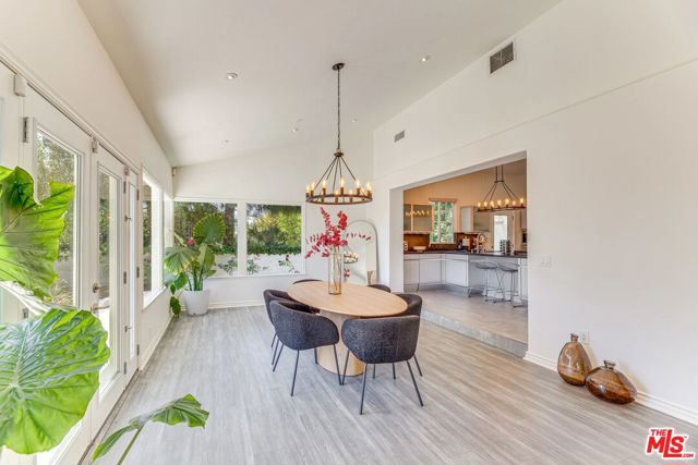 1410 Stradella Road, Los Angeles CA: https://media.crmls.org/mediaz/03f01d88-7e32-4bf5-8b2a-a8895fa26445.jpg