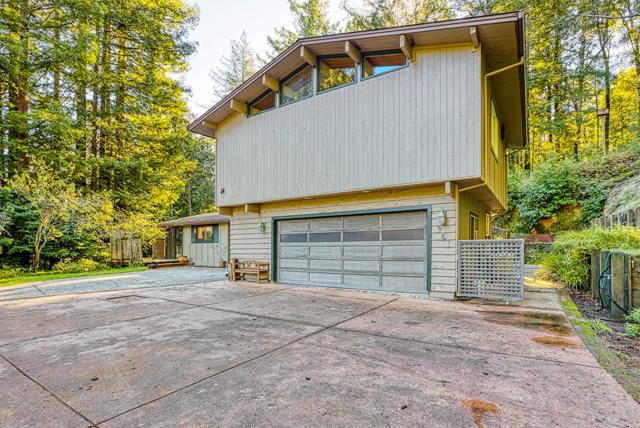 951 Jenny Way, Felton CA: https://media.crmls.org/mediaz/03f08d6a-a268-4bd1-a7ea-f9fd8ce5993b.jpg