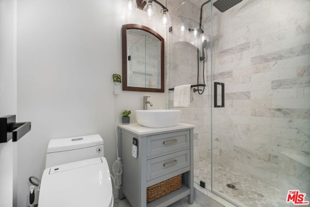 6923 Willowtree Drive, Rancho Palos Verdes, California 90275, 5 Bedrooms Bedrooms, ,3 BathroomsBathrooms,Residential,For Sale,Willowtree,25539161