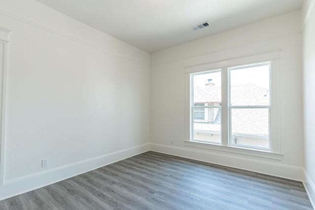 106 N 5th Street, San Jose CA: https://media.crmls.org/mediaz/03f1713b-534e-418d-b057-114f40abb085.jpg