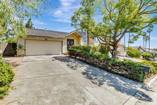 1440 Kring Way, Los Altos CA: https://media.crmls.org/mediaz/03f223c0-8377-4666-8707-23f7b1cd0af9.jpg