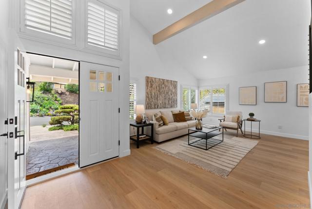 14471 Yukon St, San Diego CA: https://media.crmls.org/mediaz/03f27cf4-6327-4255-82df-3796c1a18721.jpg