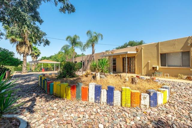 9780 Dunbar Ln Lane, El Cajon CA: https://media.crmls.org/mediaz/03f3af5e-698e-486a-8ee9-5b813a69d85a.jpg