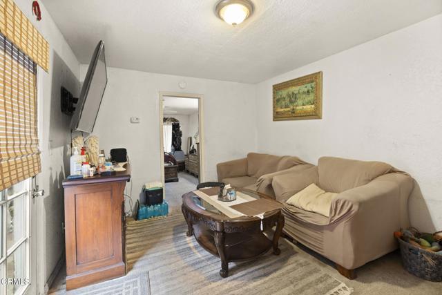 8590 N Ventura Avenue, Ventura CA: https://media.crmls.org/mediaz/03f7a76c-3079-4c58-bea2-129b40305d89.jpg