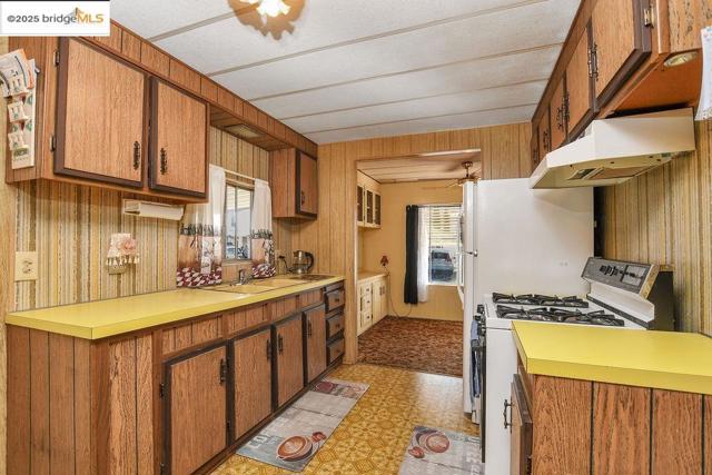 3301 BUCHANAN RD, Antioch CA: https://media.crmls.org/mediaz/03f847de-e7af-4da9-aa4a-1e926ec201e8.jpg