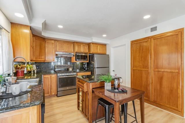 4254 Erie Court, Santa Clara CA: https://media.crmls.org/mediaz/03f9819a-79ac-4f02-9bd6-c06ad0b3556e.jpg