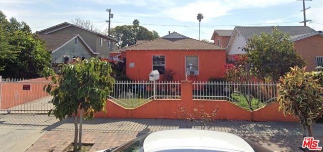 1648 W 59th Street, Los Angeles CA: https://media.crmls.org/mediaz/03f9b27e-eefb-4db8-aac2-f7aef5eef12a.jpg