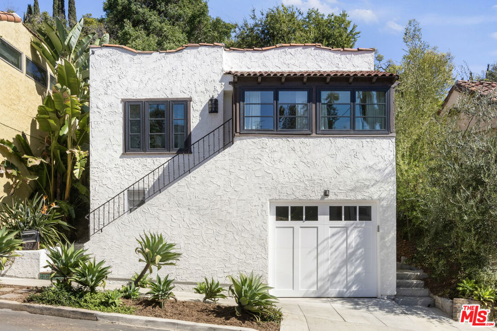 3117 Berkeley Avenue