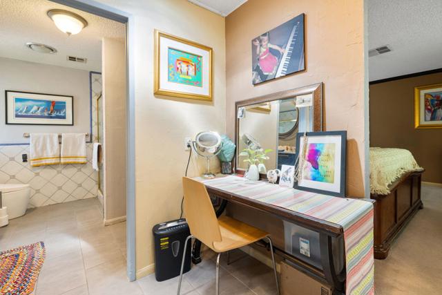 Image 30 of 42 For 206 Marisma Way