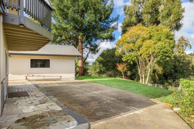 245 Siesta Drive, Aptos CA: https://media.crmls.org/mediaz/03fc1b05-da8b-4321-b0ce-d62e57b299c0.jpg