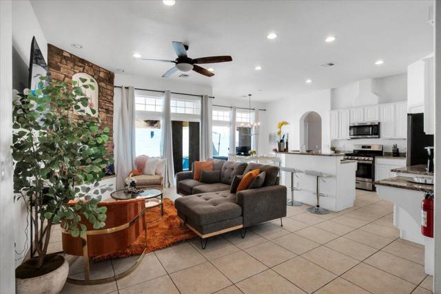 10748 Ocotillo Road, Desert Hot Springs CA: https://media.crmls.org/mediaz/03fc3fc7-ef44-4014-bbfd-89d8cfcc5f47.jpg