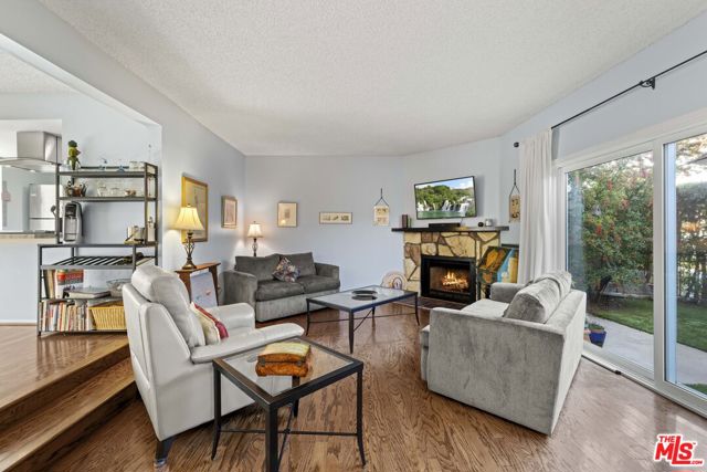 2701 Voorhees Avenue, Redondo Beach, California 90278, 2 Bedrooms Bedrooms, ,2 BathroomsBathrooms,Residential,Sold,Voorhees,25578941