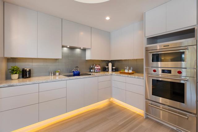 92 Frederick Street, Santa Cruz CA: https://media.crmls.org/mediaz/03fd9318-014f-4857-9f19-c3516c46d9a0.jpg