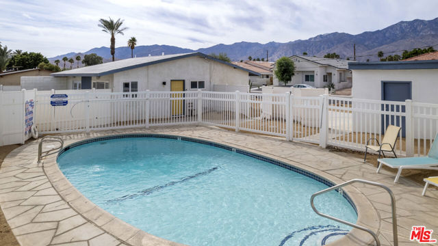 Image 3 of 14 For 68080 Risueno Road