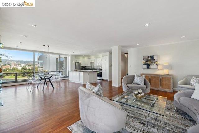 Image 11 of 53 For 177 19th St  7d