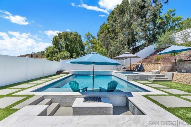 13533 Mora Cir, Poway CA: https://media.crmls.org/mediaz/03fffef2-ab77-49b3-8a70-13532d0db088.jpg