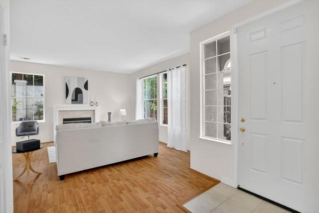 612 Villa Centre Way, San Jose CA: https://media.crmls.org/mediaz/040043d9-8c3a-450a-a32c-df519d80f6ac.jpg